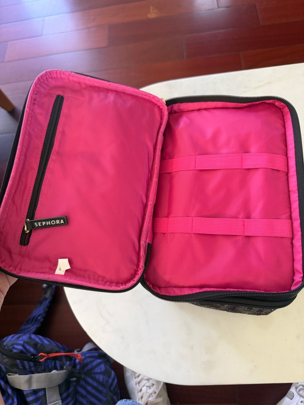 Sephora Quilted Metallic Double Zip Cosmetic Train Case - Black and Gold - Picture 3 of 4